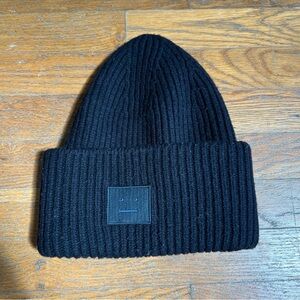 Acne Studios Beanie in Black